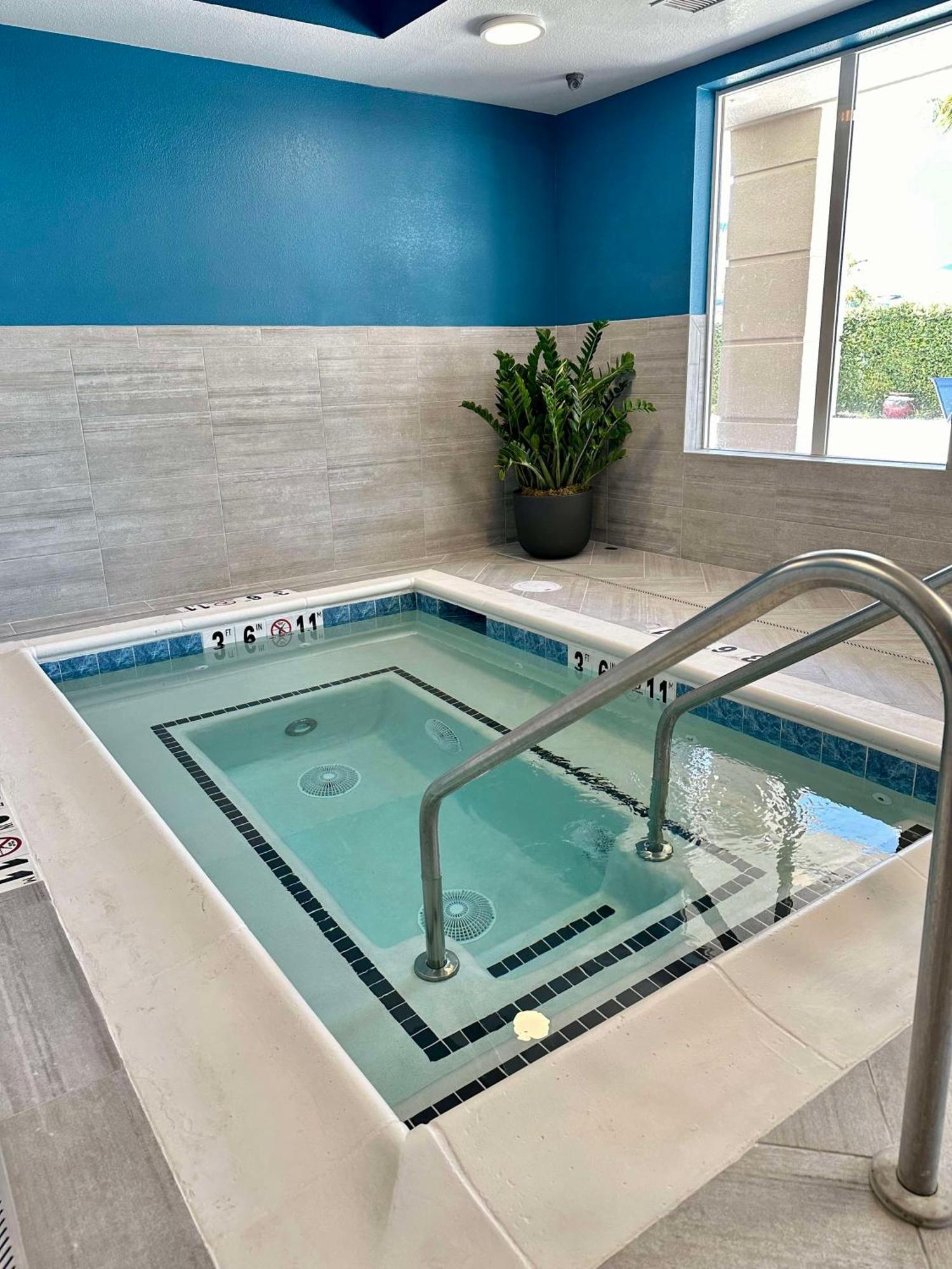 Hampton Inn & Suites Lathrop Kültér fotó
