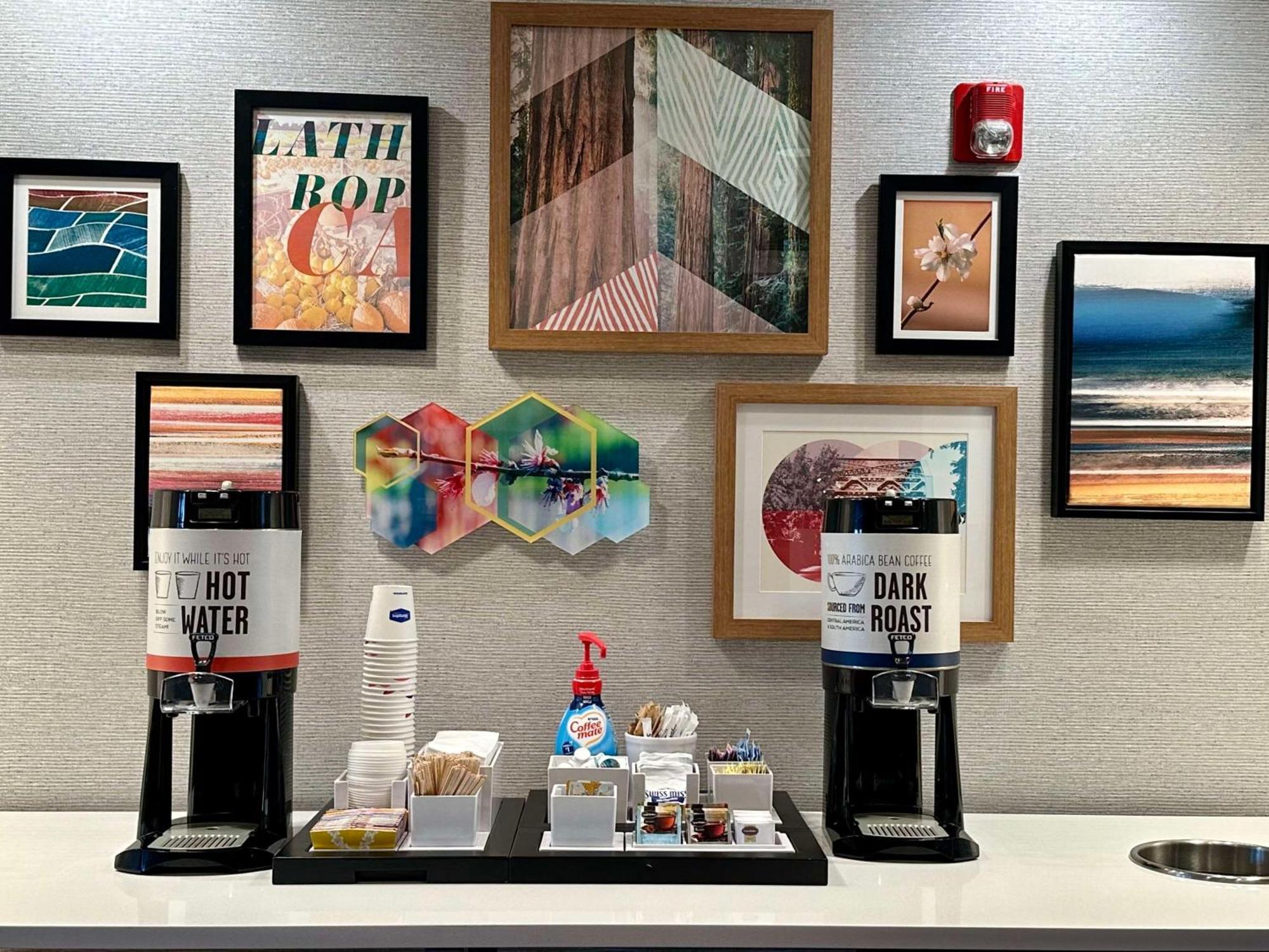 Hampton Inn & Suites Lathrop Kültér fotó