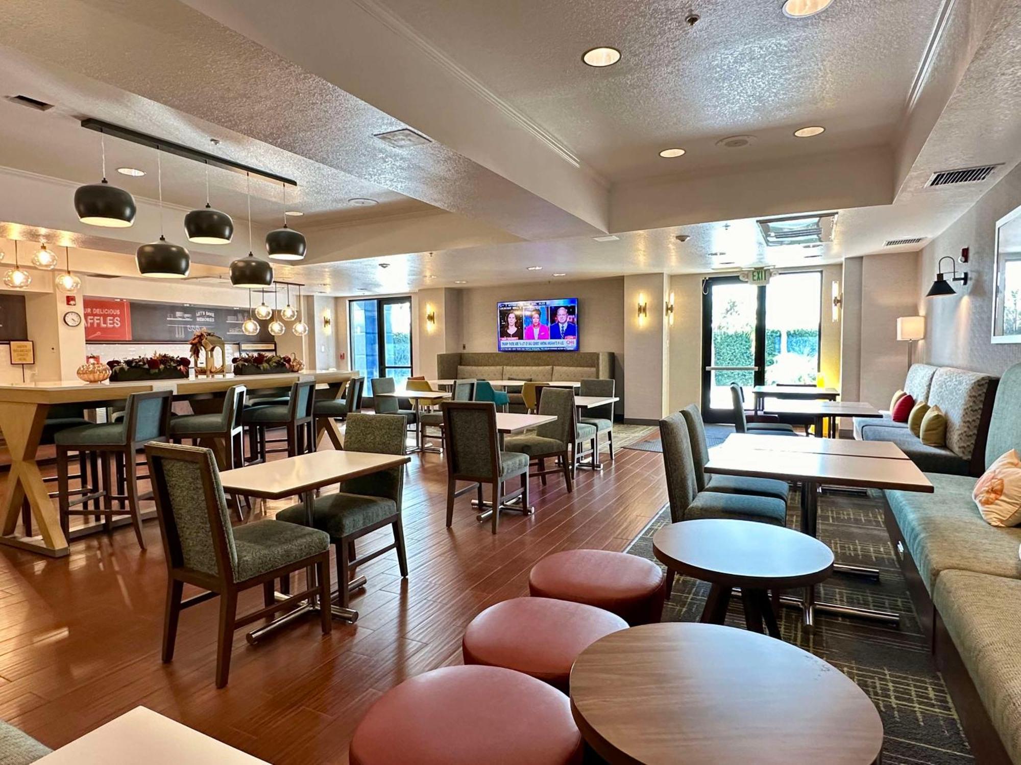 Hampton Inn & Suites Lathrop Kültér fotó
