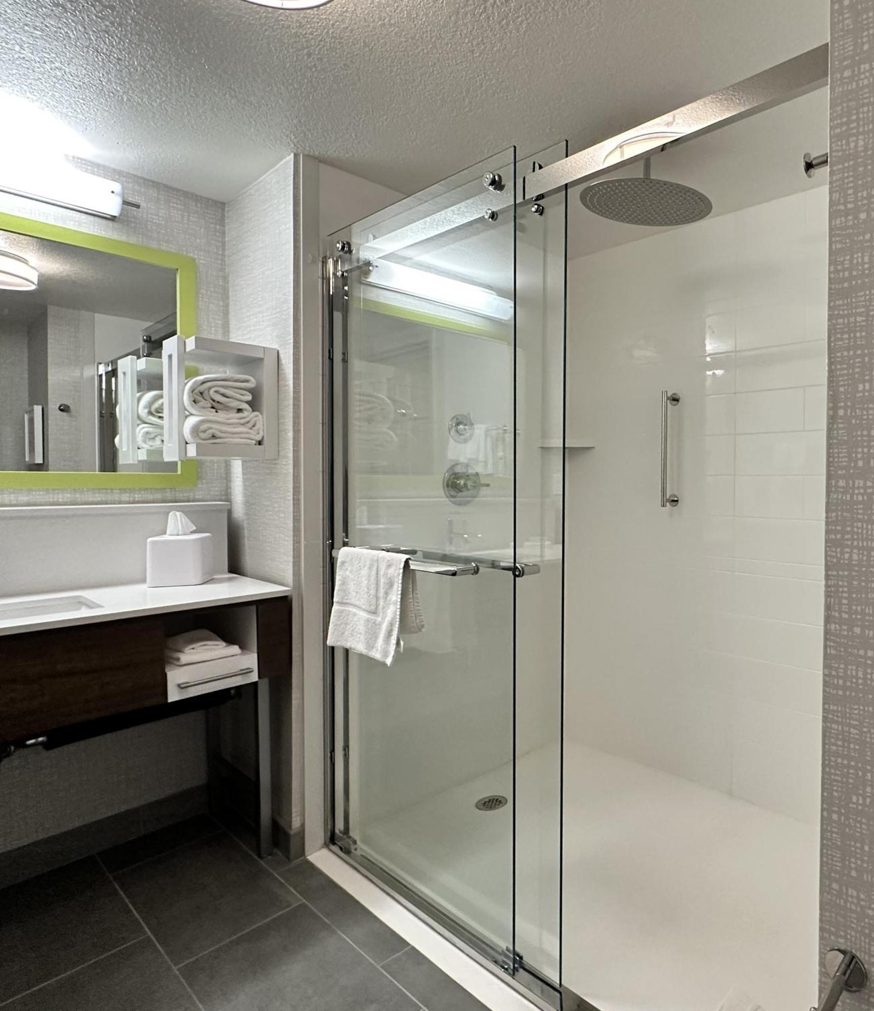 Hampton Inn & Suites Lathrop Kültér fotó