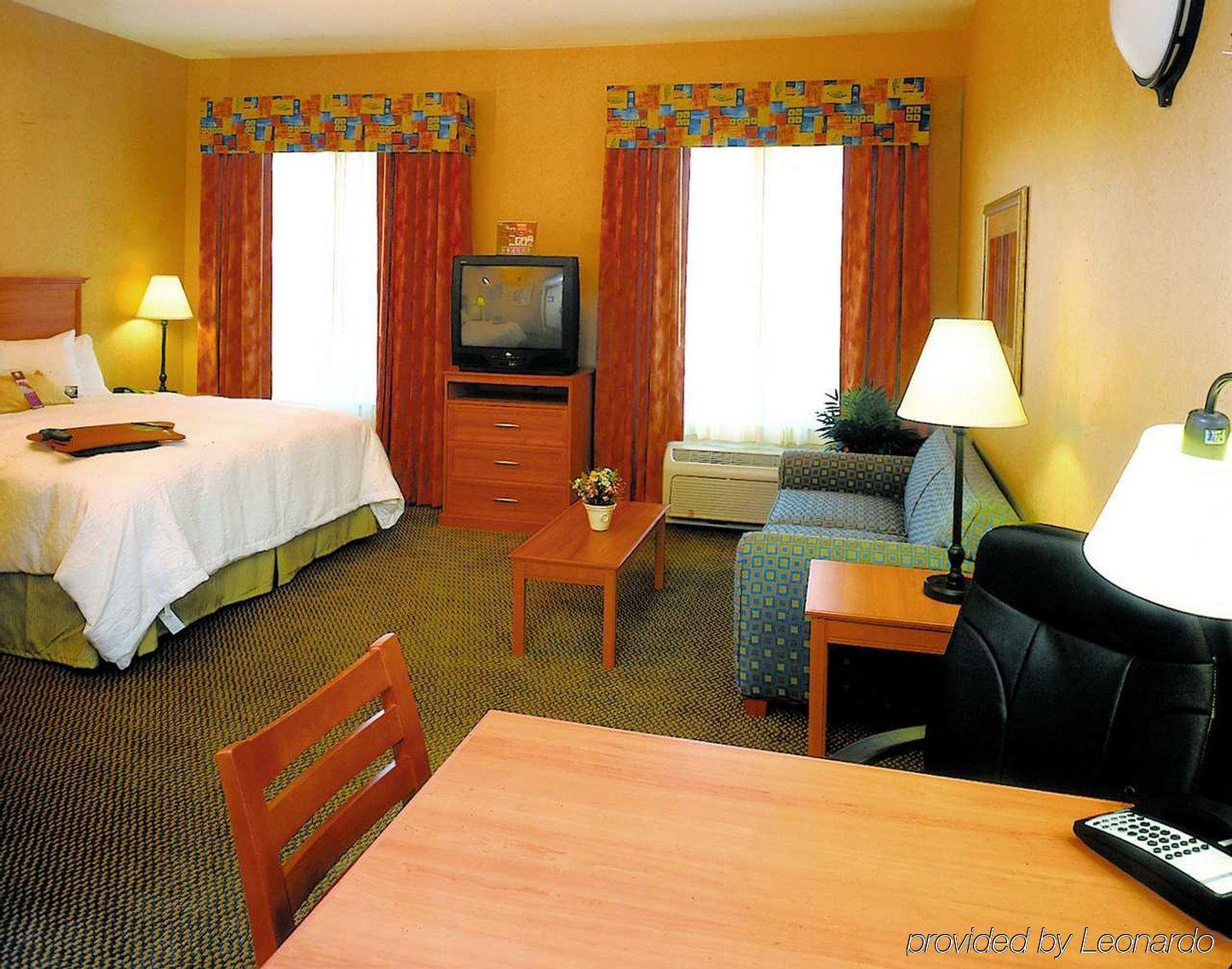 Hampton Inn & Suites Lathrop Szoba fotó